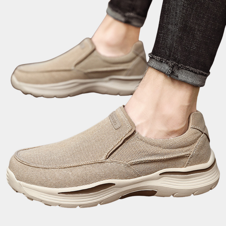 Moderne slip-on-sneakers til mænd